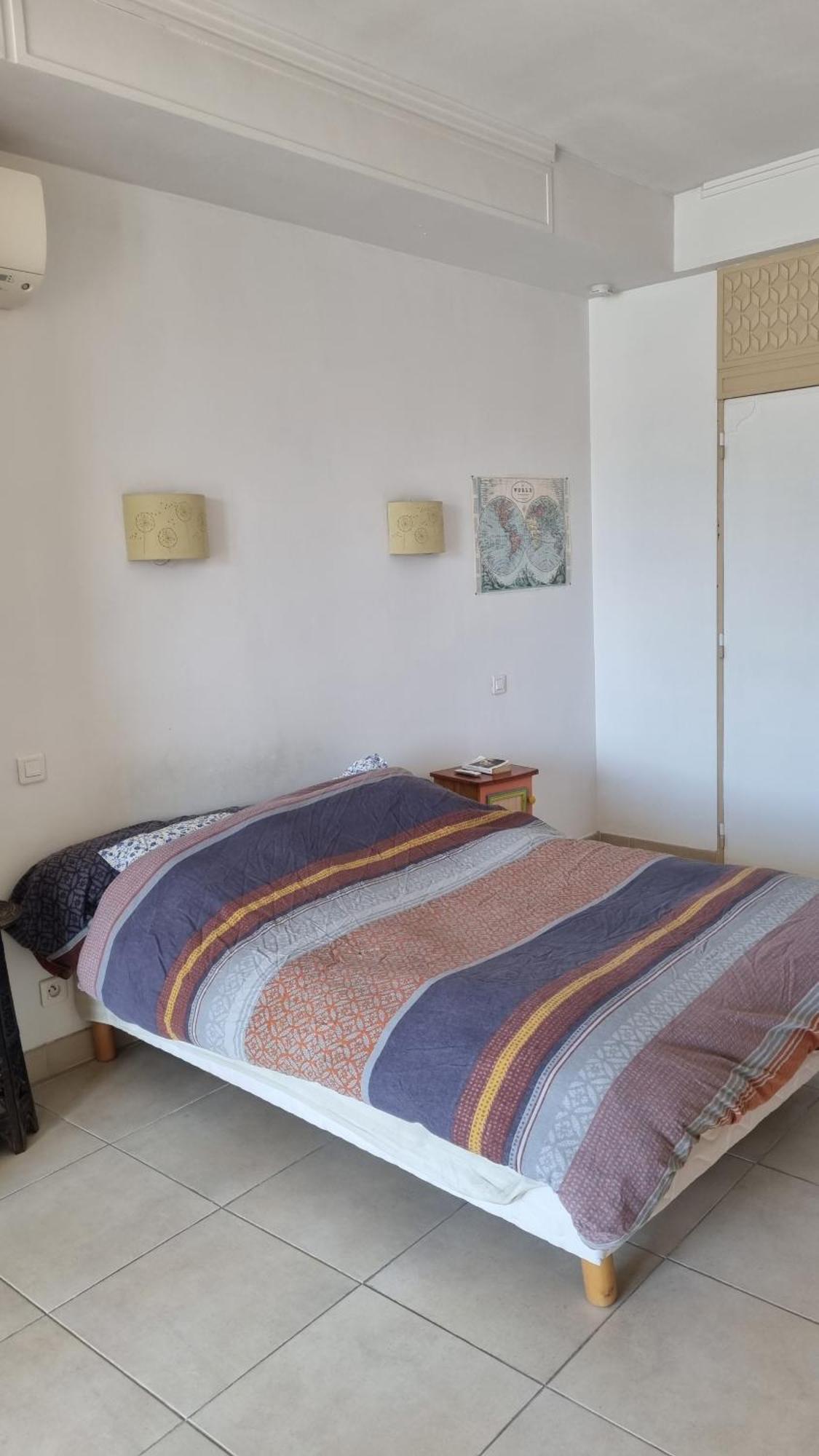 Grand T2 Surplombant Le Vieux Port Marseille Apartamento Exterior foto